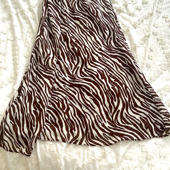 DRESS🤎 - Picture 5 of 7